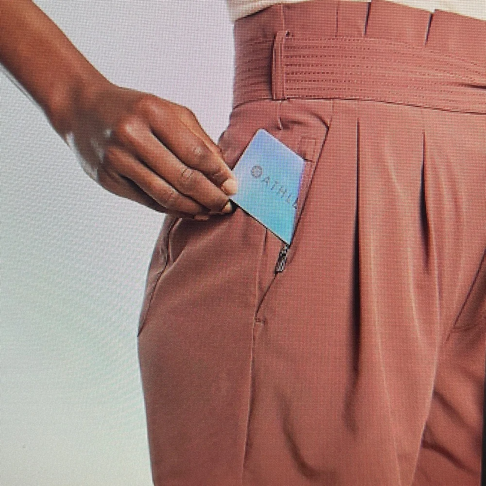 ATHLETA‎ Skyline II High Waisted Belted Shorts Brown (Hearth Rose) Size 14 - Picture 2 of 16